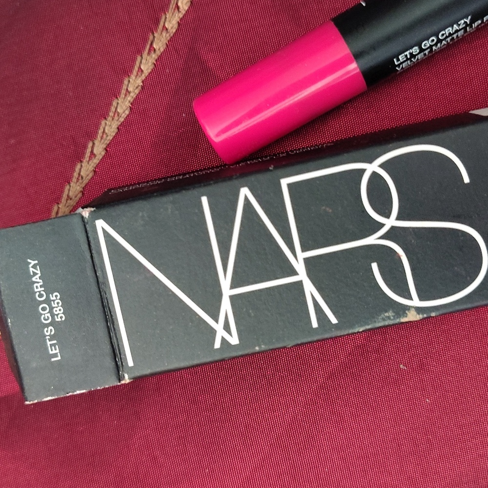 NARS LIPSTICK - Picture 5 of 5